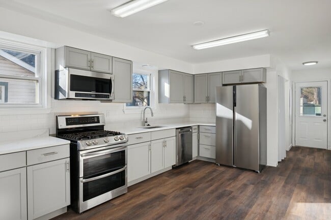 Photo - 20916 Pinecrest St