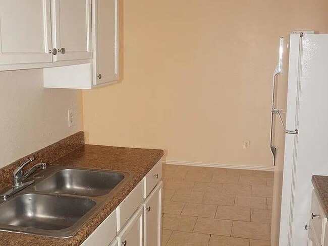 Photo - 6060 Bridalveil Dr