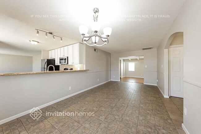 Photo - 601 W Oraibi Dr