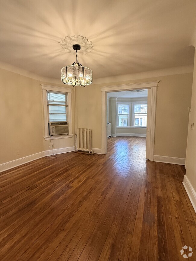 Building Photo - 69 Van Reypen St Unit 1 Rental
