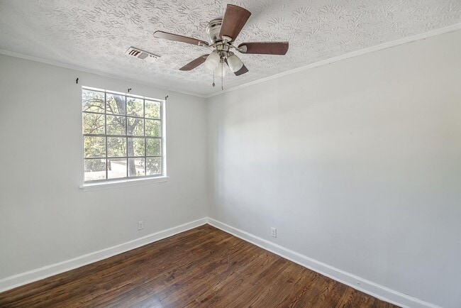 Photo - 517 N Florida St Unidad A