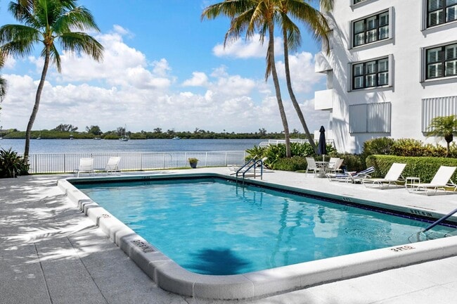 Building Photo - 2860 S Ocean Blvd Unit 516