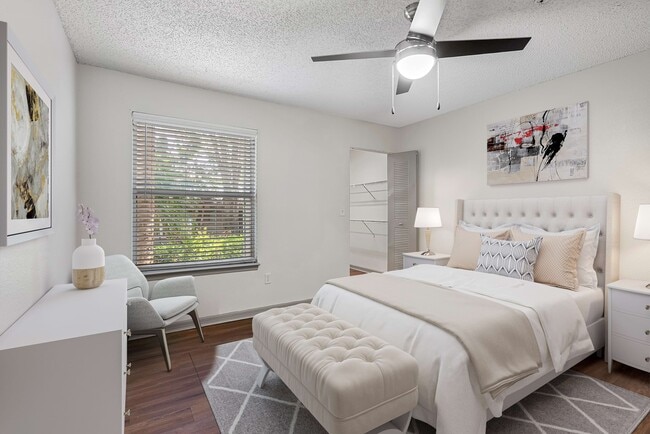 Photo - Cortland Lake Howell