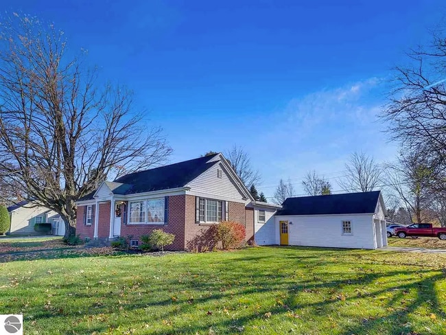 Building Photo - The Sweet Spot in Traverse City