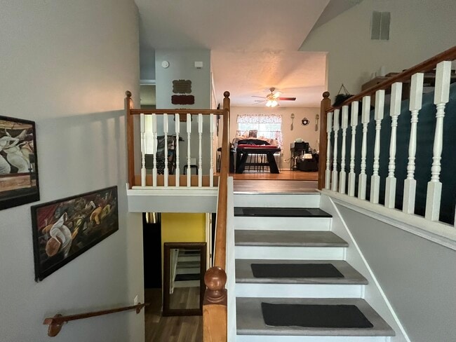 Photo - 103 Rosalie Way