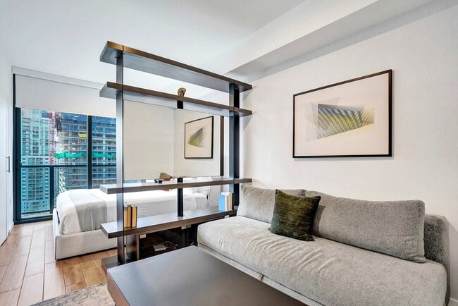 Photo - 398 NE 5th St Unidad SI ID1504041P