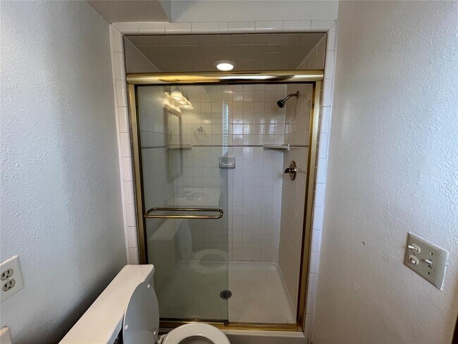 Photo - 716 Smalley Dr