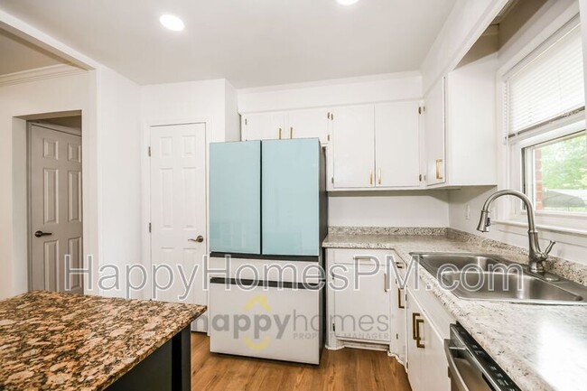 Photo - 2373 Otranto Rd