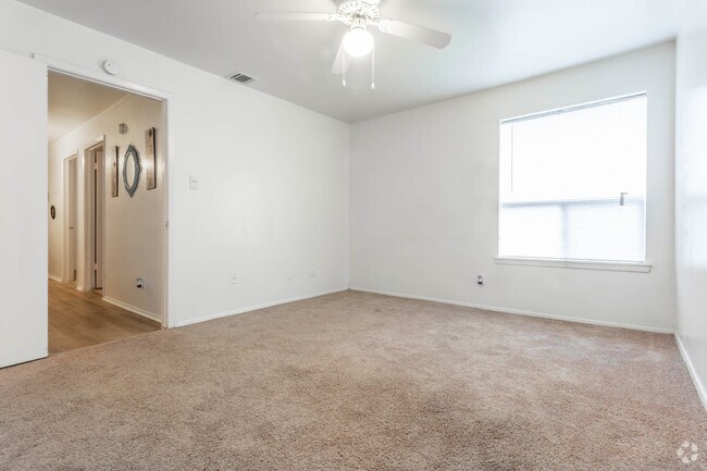 Parkway Circle Apartments