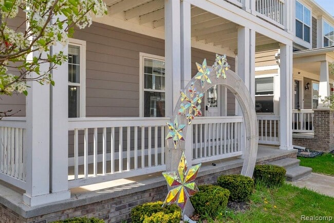 Photo - 171 Jotham Ave