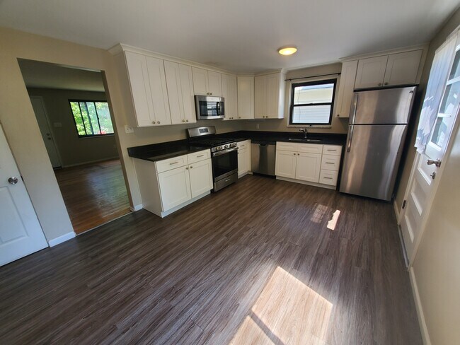 Photo - 205 W Steuben St