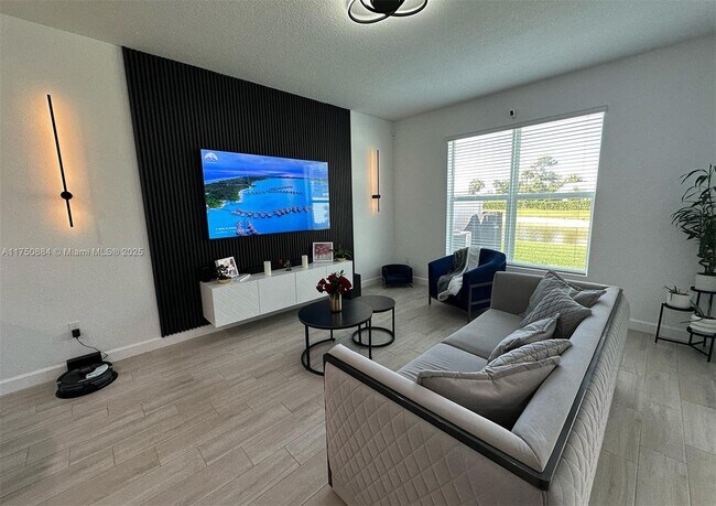 Photo - 4151 Lagoon Shore Dr