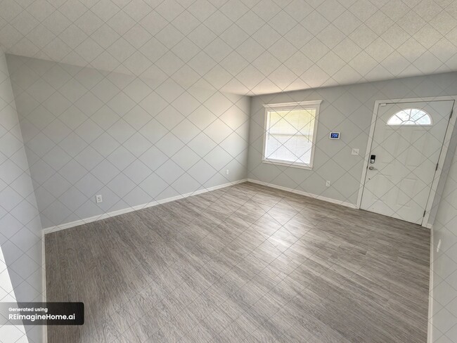 Photo - 1408 Sparrow St