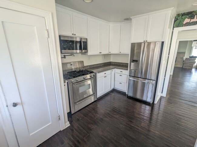 Photo - 169 N Wetherly Dr
