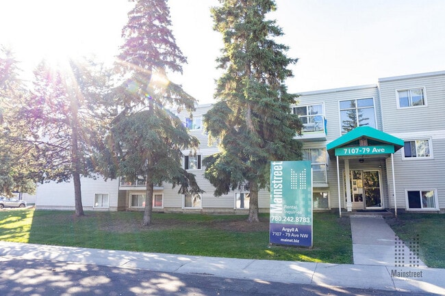 Building Photo - Argyll Apartments