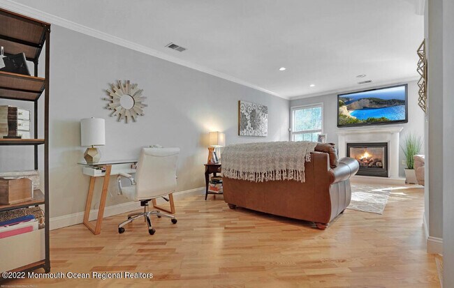 Photo - 17 Nutmeg Ct