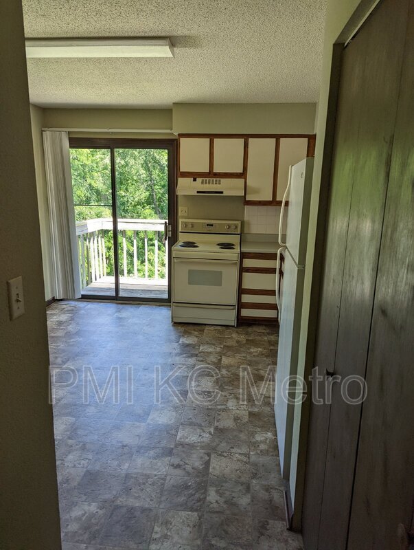 Photo - 1020 NE Lindsay Ave Condo Unit B