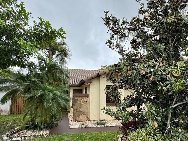 Photo - 2159 Baton Rouge