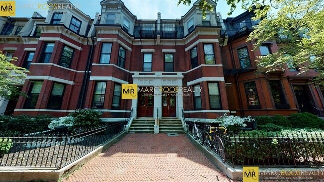 Photo - 170 Marlborough St Condo
