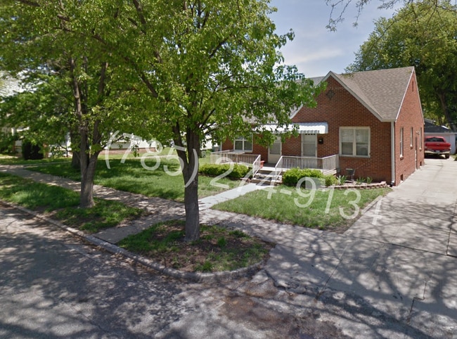 Photo - 859 S 10th St