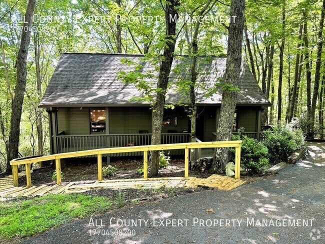 Building Photo - 438 Hunters Trce Rental