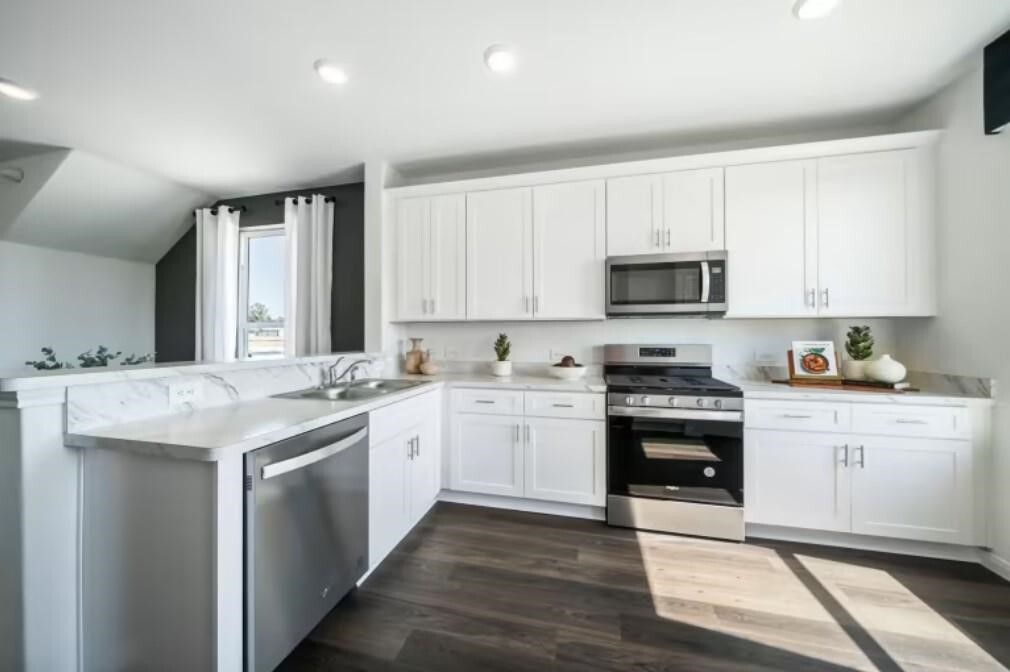 Photo - 24502 Red Hawthorn Trce