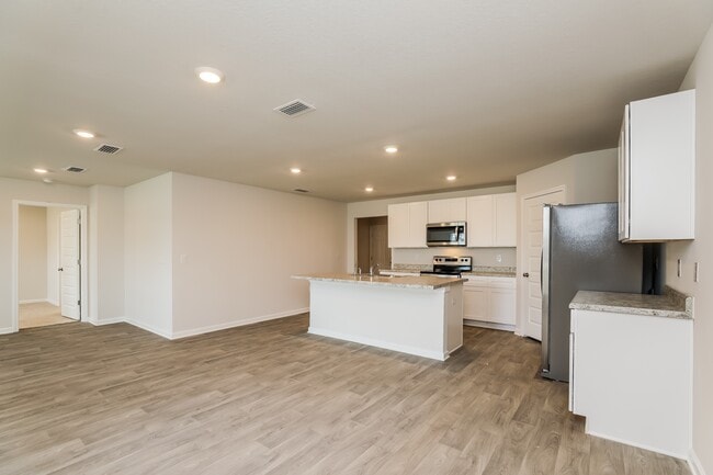 Photo - 5812 Tiagra Dr