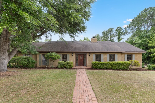 Photo - 2451 Belcher Dr