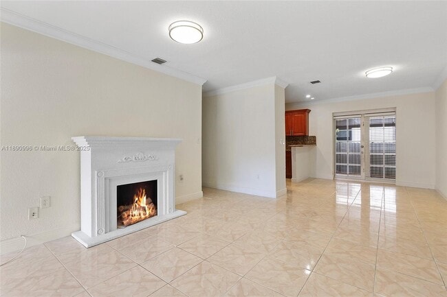 Photo - 450 NW 40th Ct