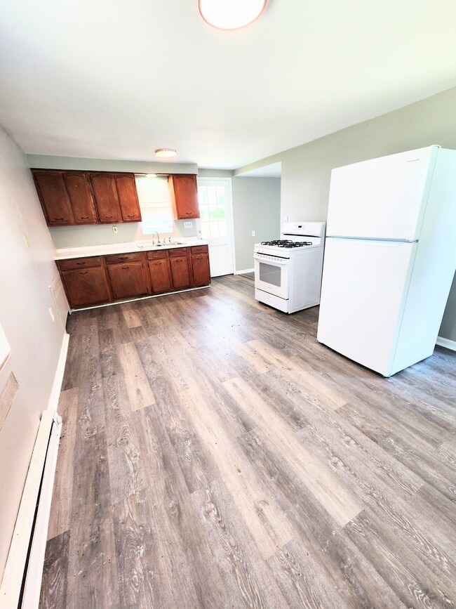 127 Constitution Cir