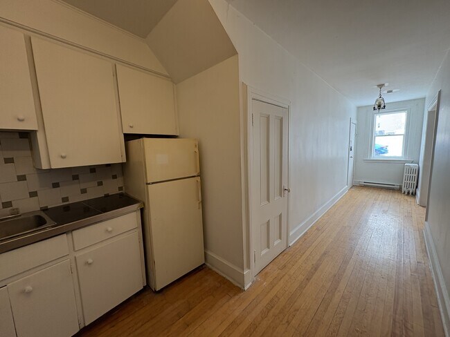 Photo - 325 Main St Unité 1