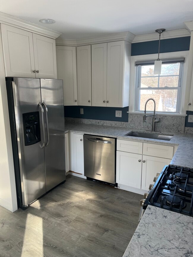 Photo - 116 Maple Ave Unit #2