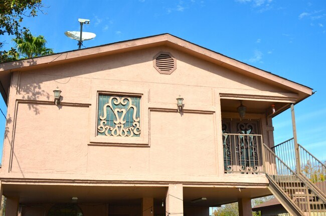 Photo - 308 E Olive St