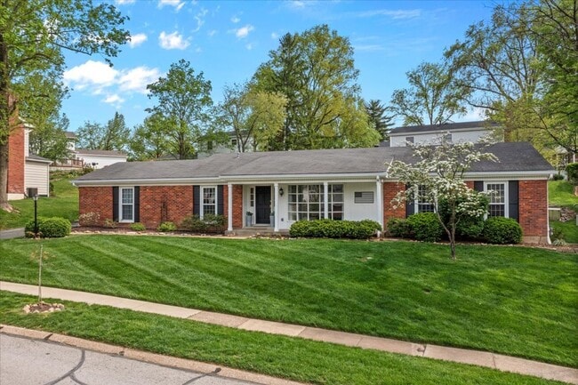 Spacious Ranch in Des Peres - Spacious Ranch in Des Peres Casa
