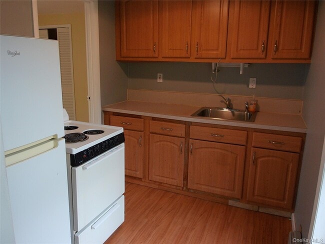 Photo - 36 Burr Rd