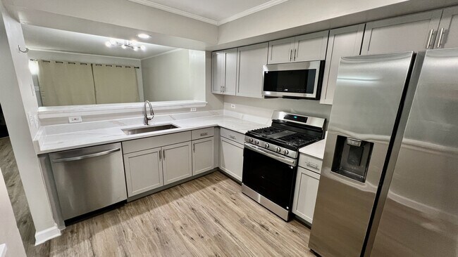 Photo - 1926 Grove Ave