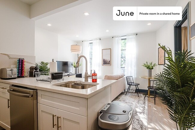 Photo - Room in Shared 3 bed/2 bath home Unidad C