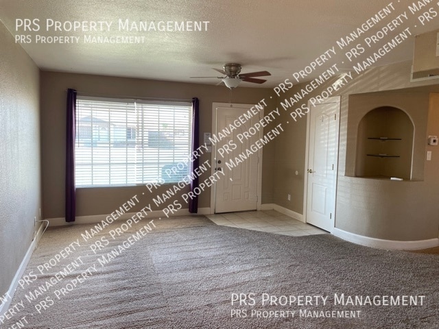 Photo - 410 W Santa Cruz Dr