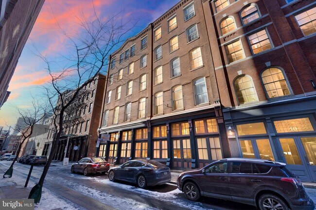 Photo - 12 S Letitia St Unit 302