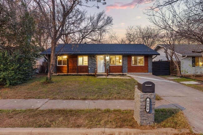 Building Photo - 6904 Cherry Meadow Dr