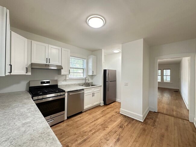 Photo - 5701 N Keystone Ave Unidad 2