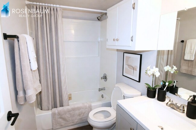 Photo - 1750 E 6th Ave Unidad 1750