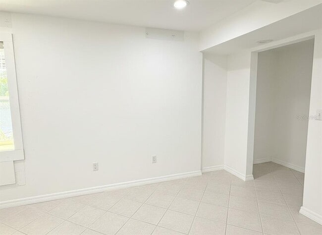 Photo - 707 40th St W Unidad A