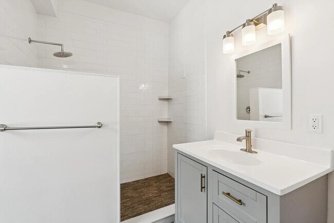 Photo - 13 Atlantic St