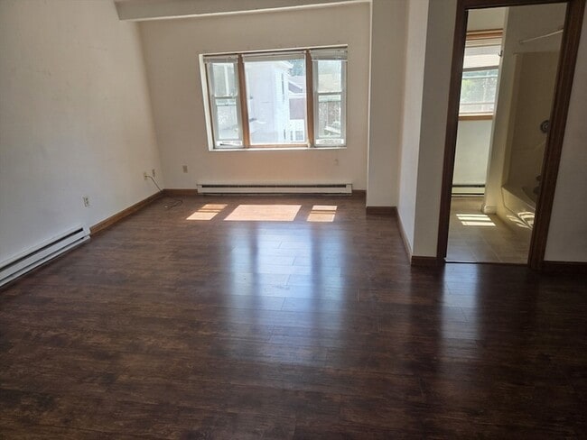Photo - 118 Elm St Unit 7