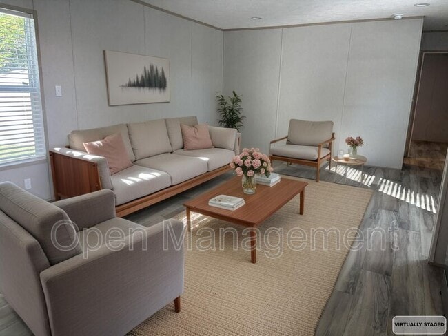 Building Photo - 16 English Village Park