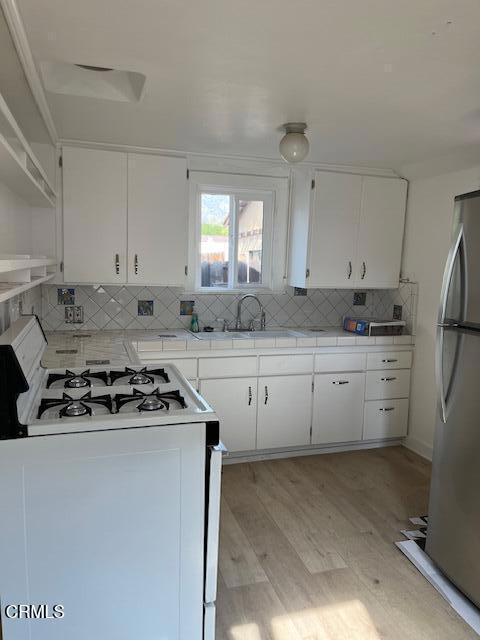 Photo - 10510 Mather Ave