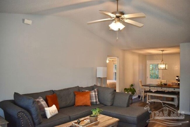 Photo - 3300 Meghans Way