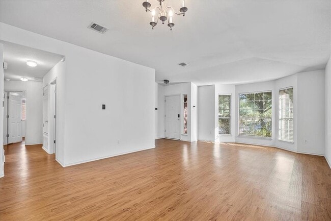 Photo - 4467 Bremner Dr