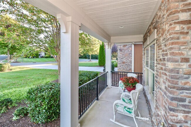 Photo - 115 Brawley Point Cir